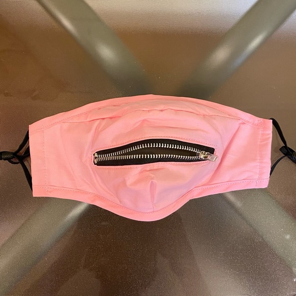 (UNISEX) Pink Zipper Face Mask - Picture 3 of 4
